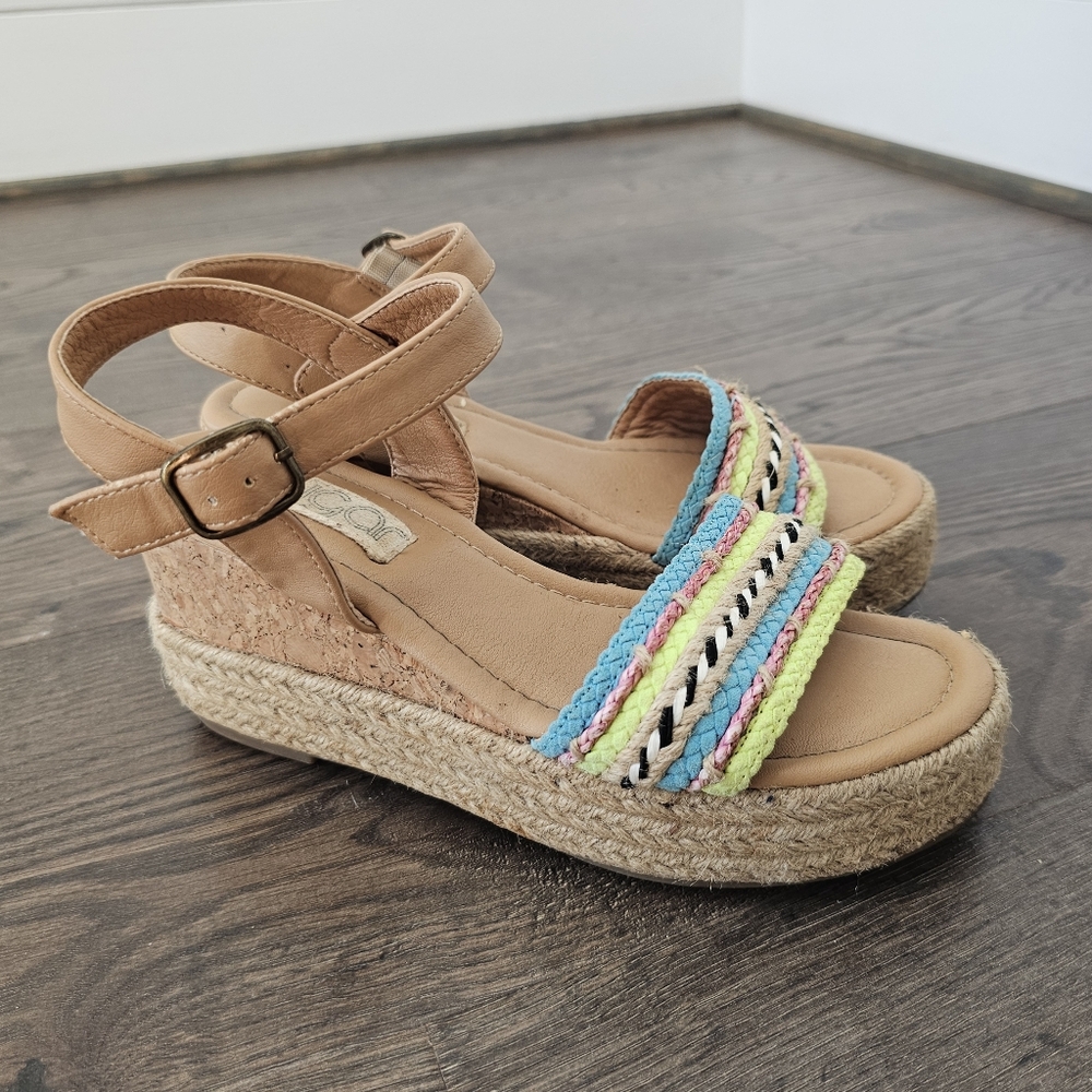 Colorful Woven Strap Women's Sandals Sz 6